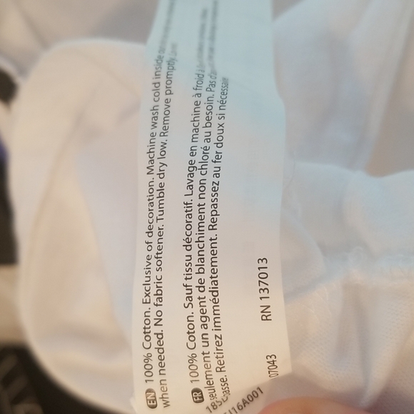 💕WILDFOX💕 Bikinis & Bellinis Graphic Tee L NWT - Picture 8 of 9